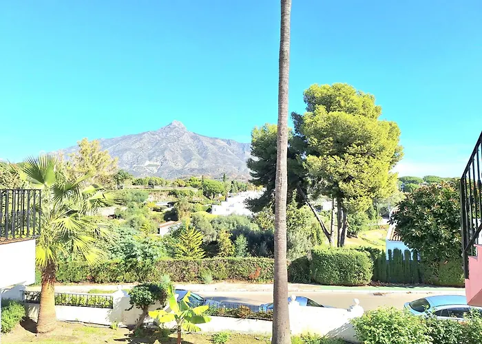 Aloha Pueblo Valle Del Golf, Puerto Banus